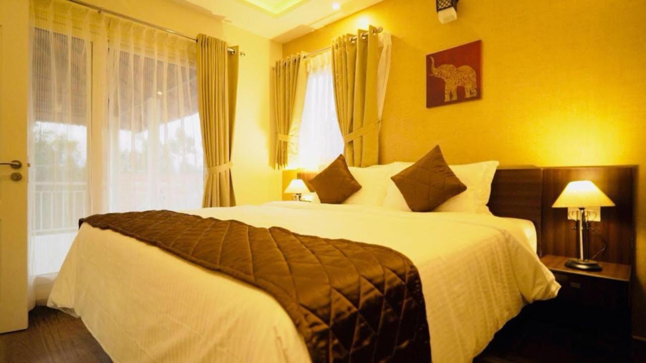 Mirth Hotels And Resorts Kanthalloor Exterior photo